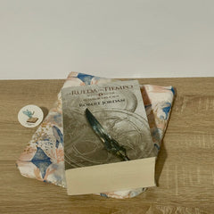 Funda de tela con estampado marino para libros