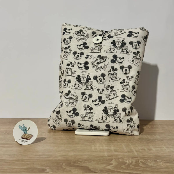 Funda de tela blanco y negro con estampados de Mickey Mouse